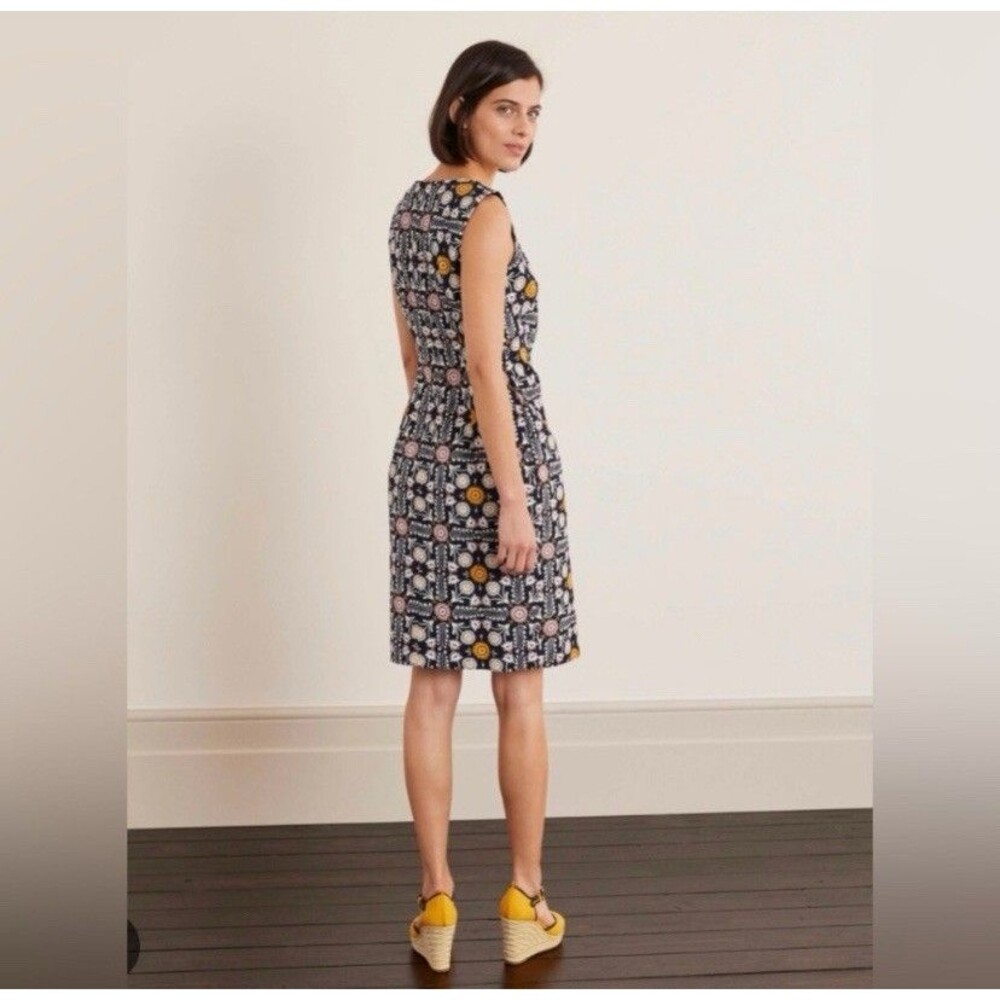 Boden Tatiana Textured Trellis Tile Floral Navy Blue Print Shift Dress Size 4R - Picture 4 of 12